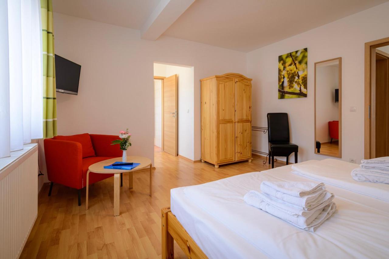 Hotel Zum Engel In Speyer - Roemerberg Berghausen  Esterno foto
