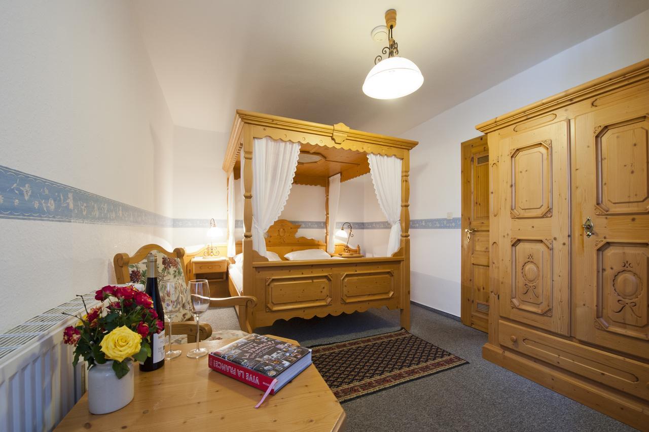 Hotel Zum Engel In Speyer - Roemerberg Berghausen  Esterno foto
